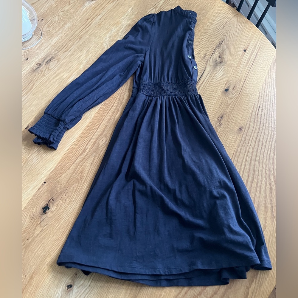 BODEN SMOCKED WAIST DRESS, NAVY, SIZE 10. - Picture 8 of 9